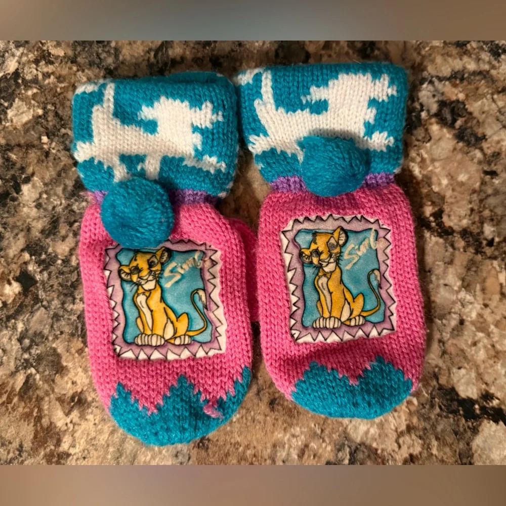 Vintage toddler Lion King Simba mittens